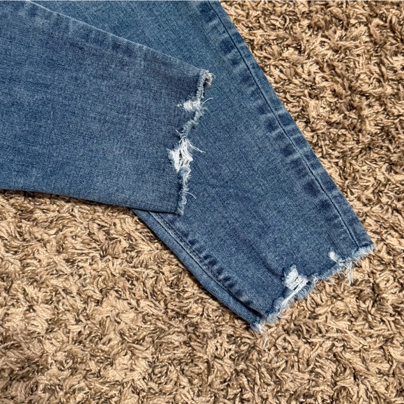 Maurices Distressed Jeans - Picture 7 of 11